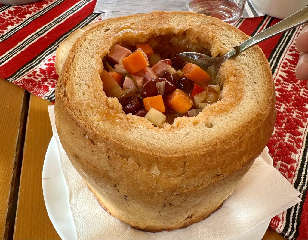 sopa tradicional rumana