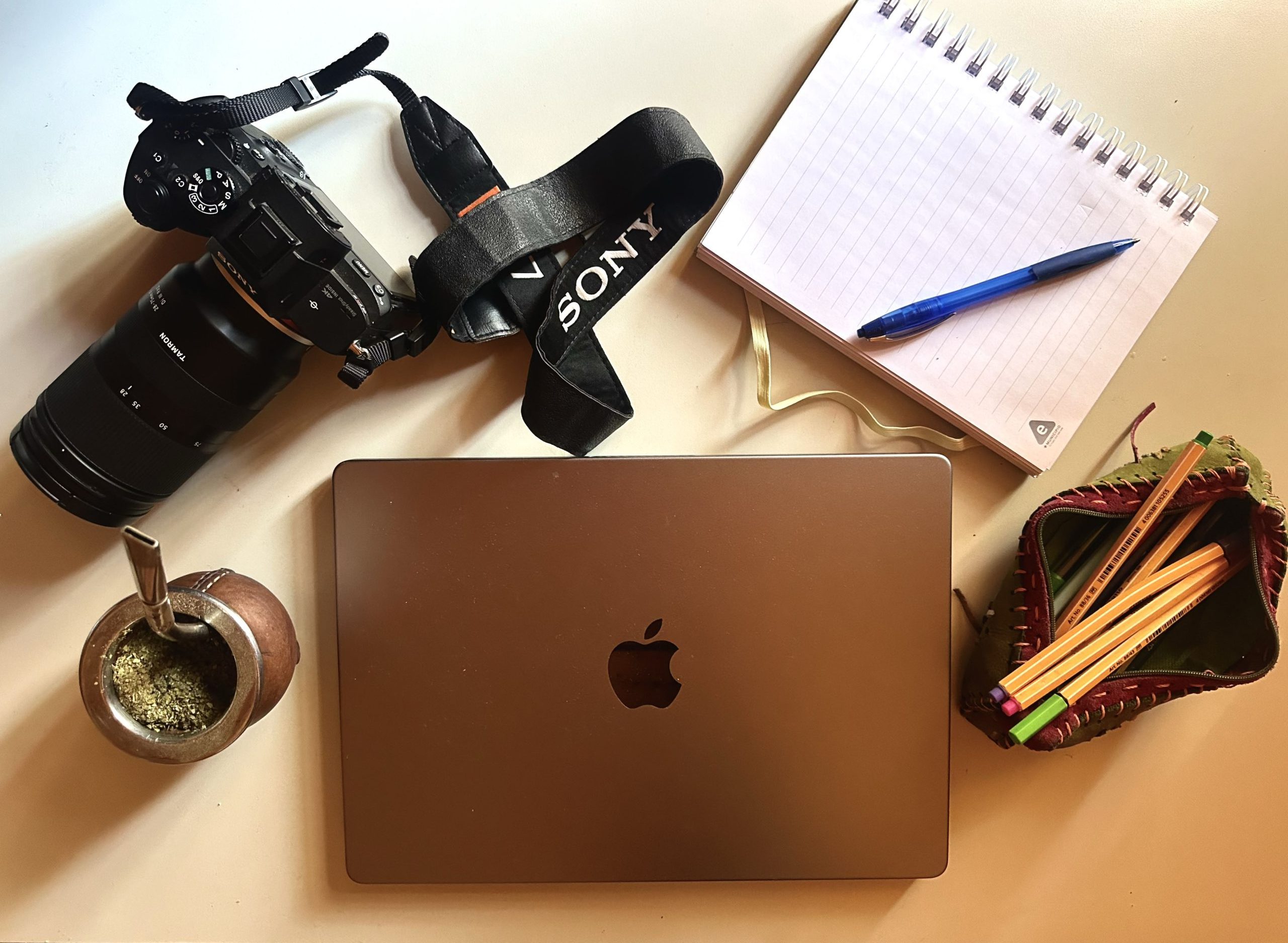 Popurrí de recomendaciones: viajerxs, talleres y más